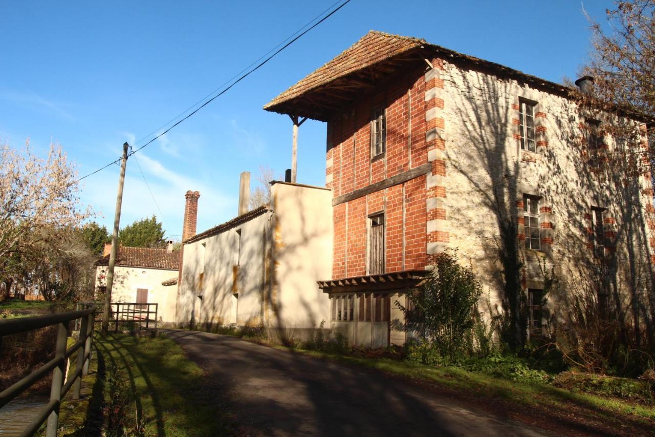 Bed and Breakfast Le moulin scalagrand Mazieres  Esterno foto